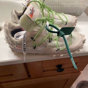 Nike waffle racer sneaker x off white Virgil abloh sz5.5 electric green 2019
